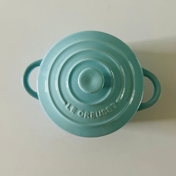 LE CREUSET CK Sky Blue 10cm Mini Round Cocotte - Picture 2 of 5